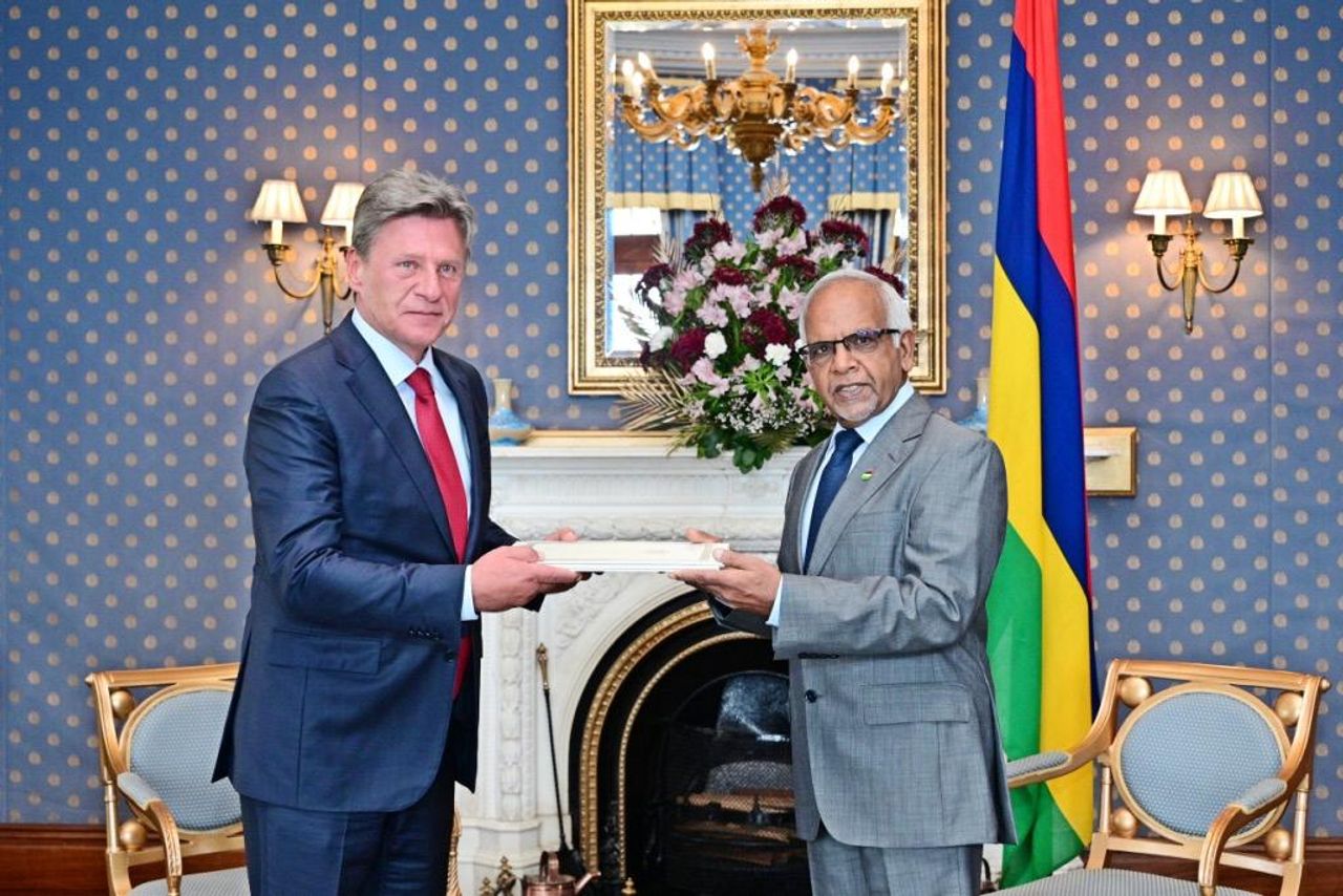 The Ambassador of Georgia has Presented His Letters of Credence to the President of the Republic of Mauritius 